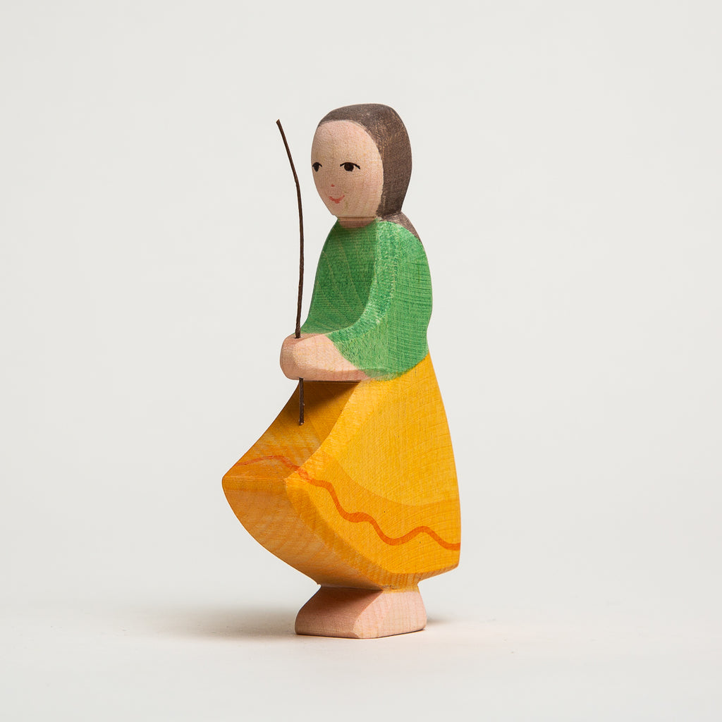 Goose Girl - Ostheimer Wooden Toys - The Acorn Store - Décor