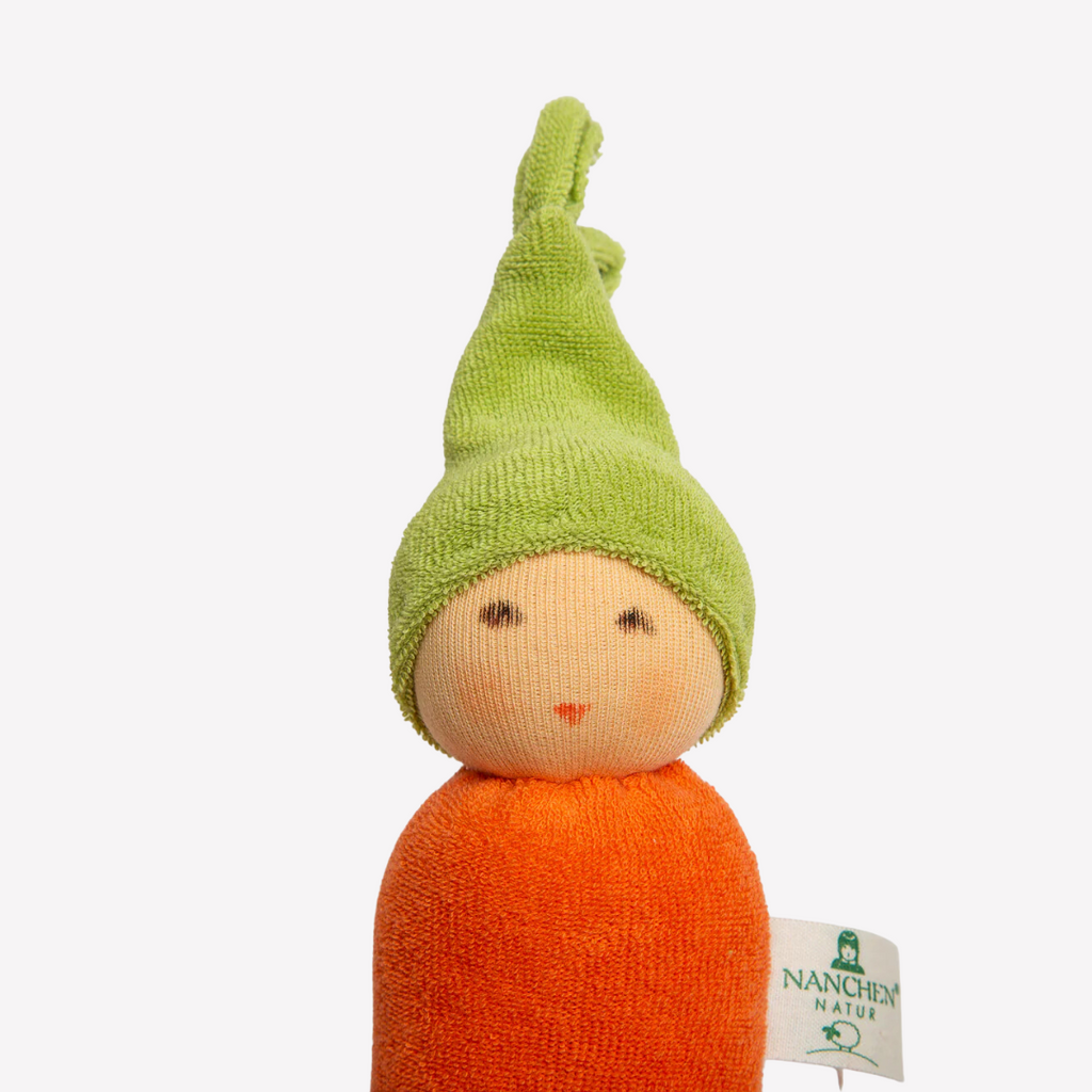 The cutest carrot ever! Sweet and charming... fresh from the garden, this little rattle is perfect for baby. Lovingly handmade to be just right for little hands to grasp, hold and love. Wonderfully appealing and adorable to look at, the subtle expression is calming and comforting. A friend to have along anytime or a adorable gift! Other items sold separately.
Organic Cotton and Organic Wool
