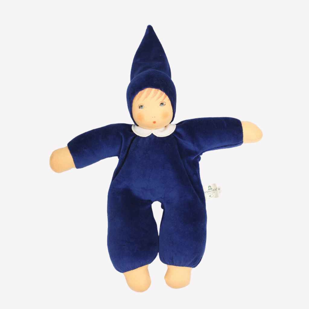 A lovely first doll for your baby to hold and snuggle. The subtle expression will charm and sooth your little one. Perfect for cuddles and a fun companion for tummy-time, this sweet doll will be a lifelong friend. 
Organic Cotton and Organic Wool
