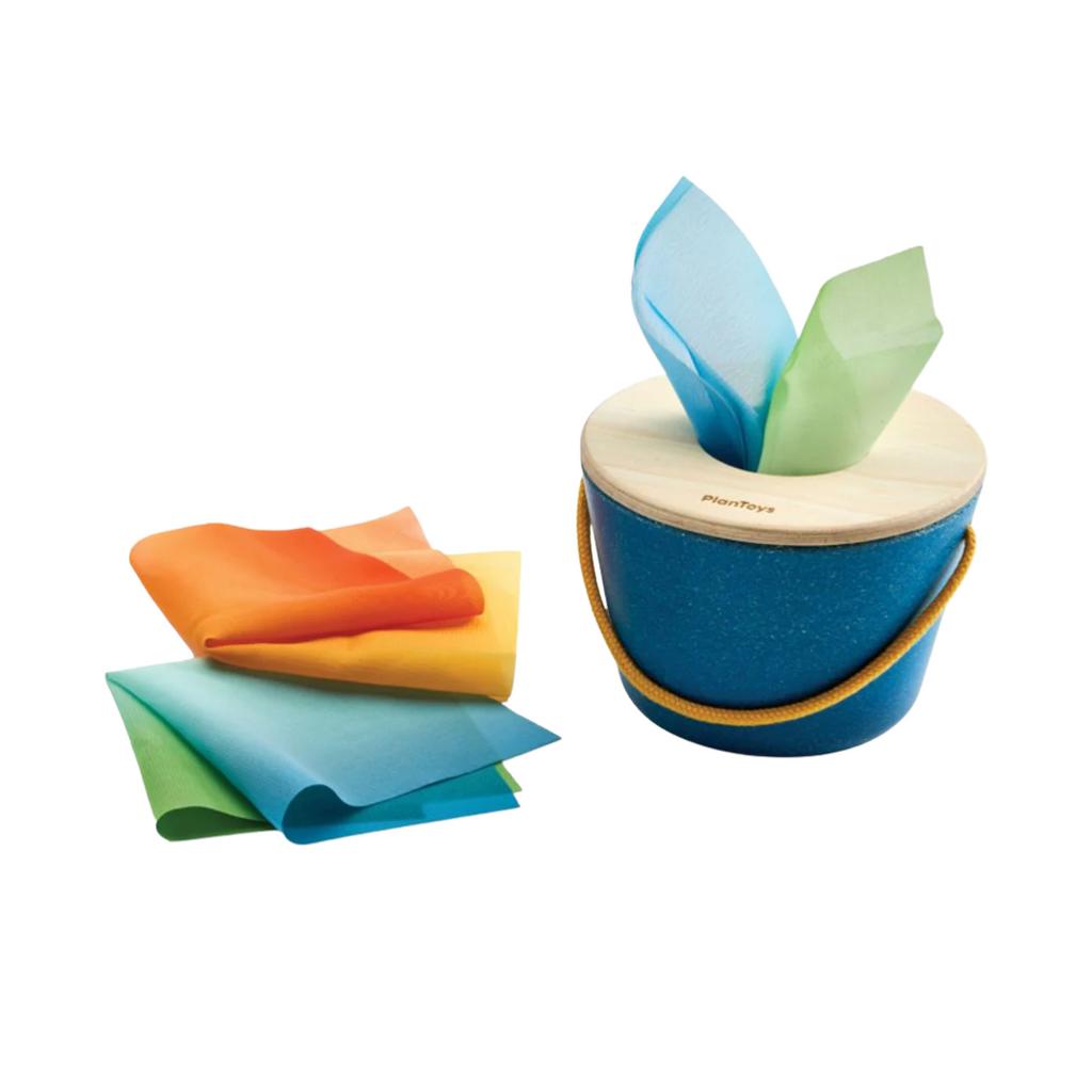 Little ones love to push, pull, repeat! This amazing and engaging set will inspire hours of imaginative play. Develop cognitive and fine motor skills all while having fun. Perfect at home or on the go. Wooden, silk, plan toys