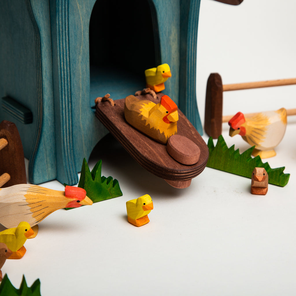 Hen House - Ostheimer Wooden Toys - The Acorn Store - Décor