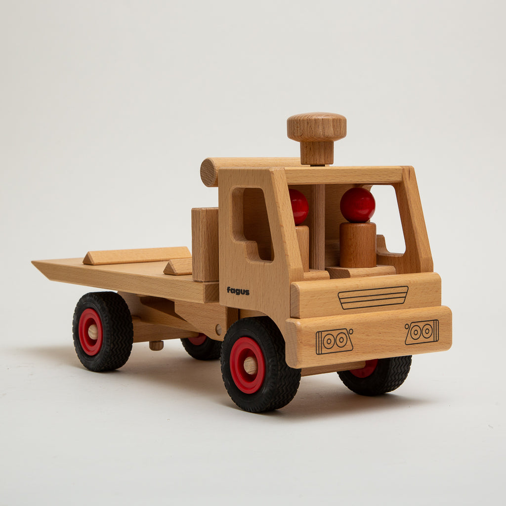 Tow Truck - Fagus - The Acorn Store - Décor
