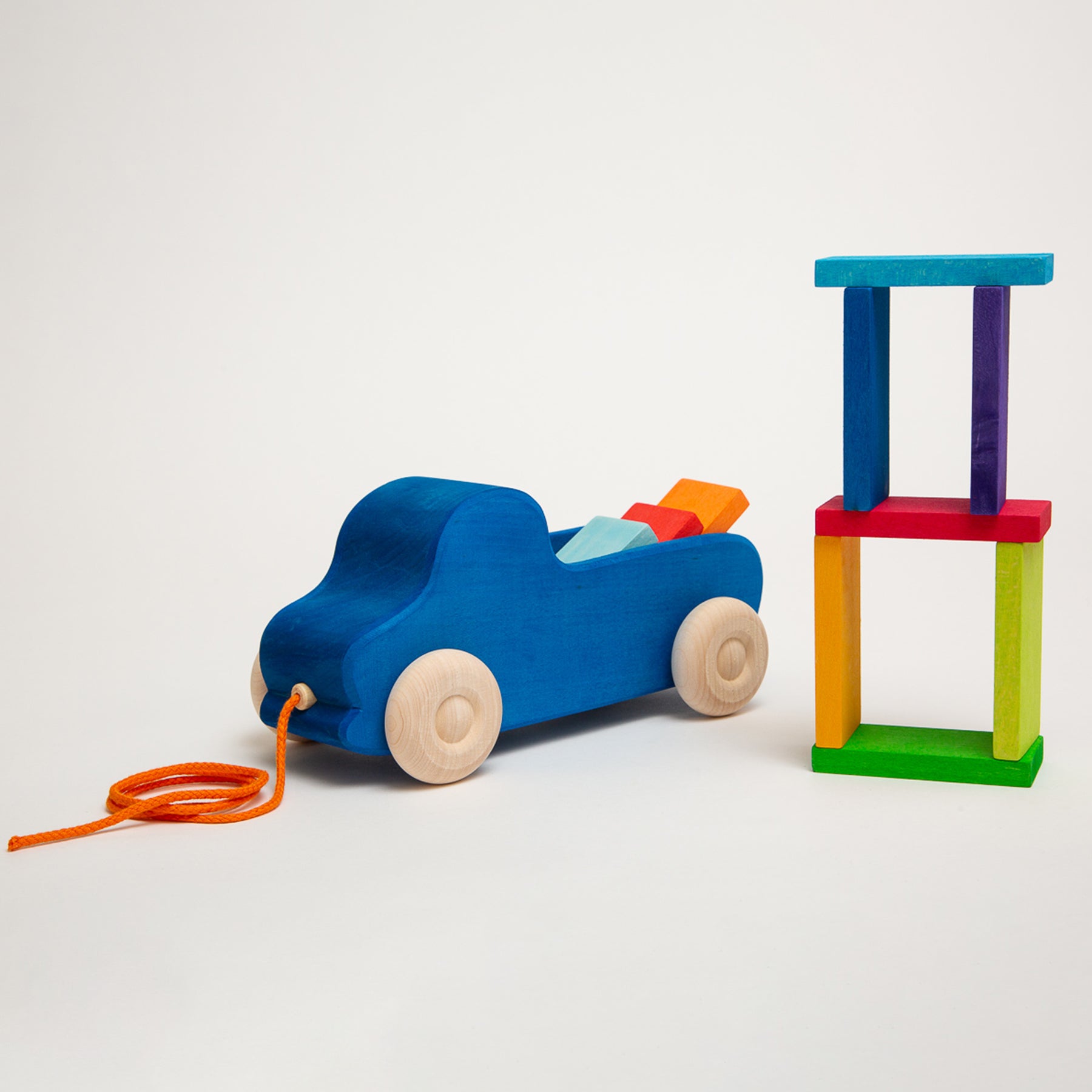 wooden pull along truck detailed