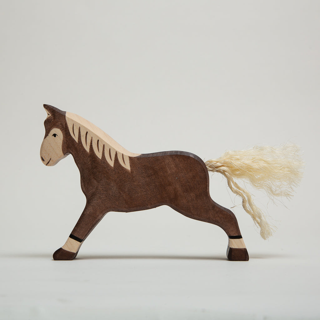 Horse Running Dark Brown - Holztiger - The Acorn Store - Décor