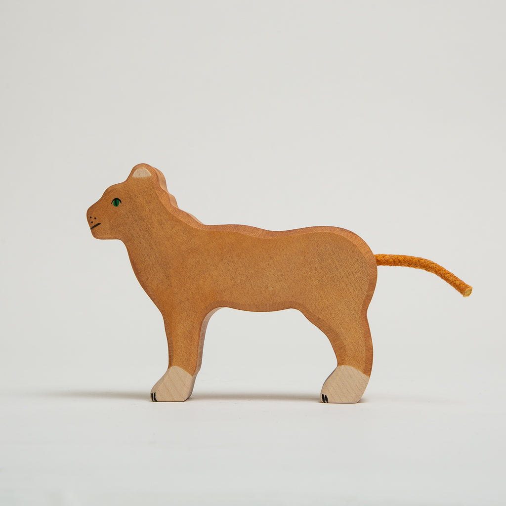 Lioness - Holztiger - The Acorn Store - Décor