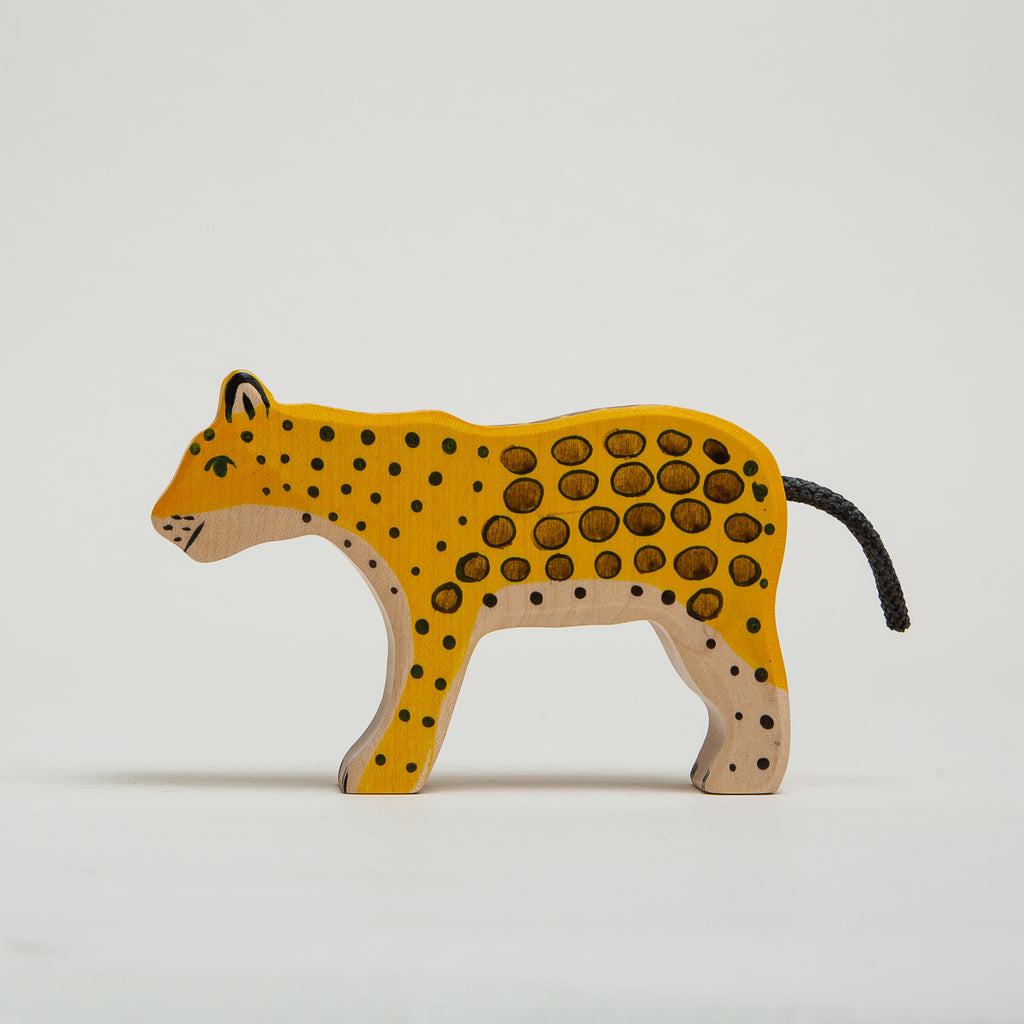 Leopard Standing - Holztiger - The Acorn Store - Décor