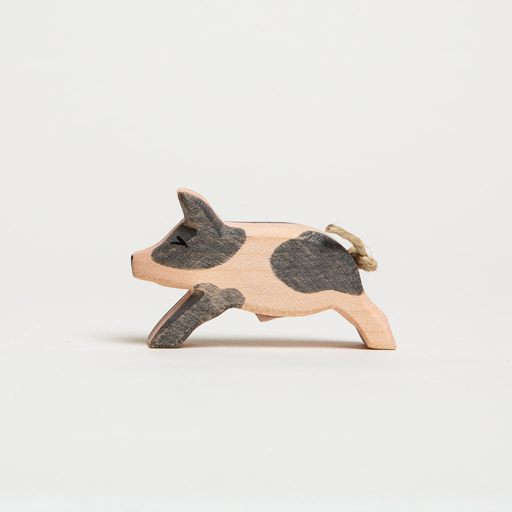 Piglet Spotted Running - Ostheimer Wooden Toys - The Acorn Store - Décor