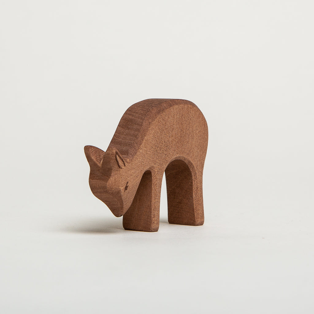 Deer Eating - Ostheimer Wooden Toys - The Acorn Store - Décor