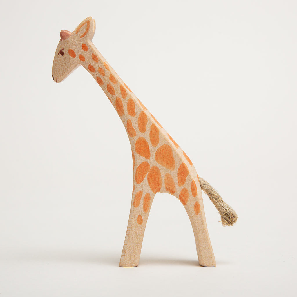 Giraffe Head Low Small - Ostheimer Wooden Toys - The Acorn Store - Décor